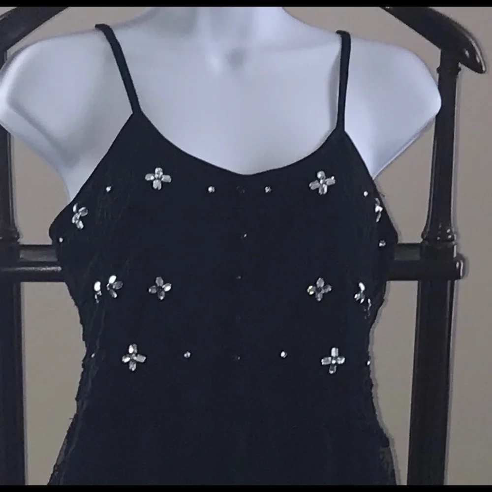 Candie’s Black Lace Tank - Picture 5 of 8